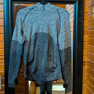 Fabletics active Hoodie with Thumbholes
